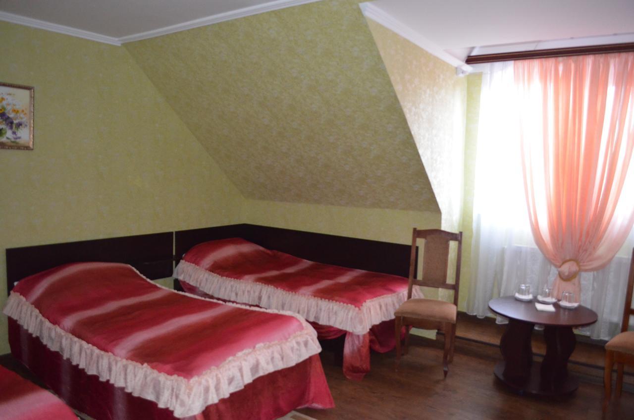 Hotel Fiyesta Starokostyantyniv 外观 照片