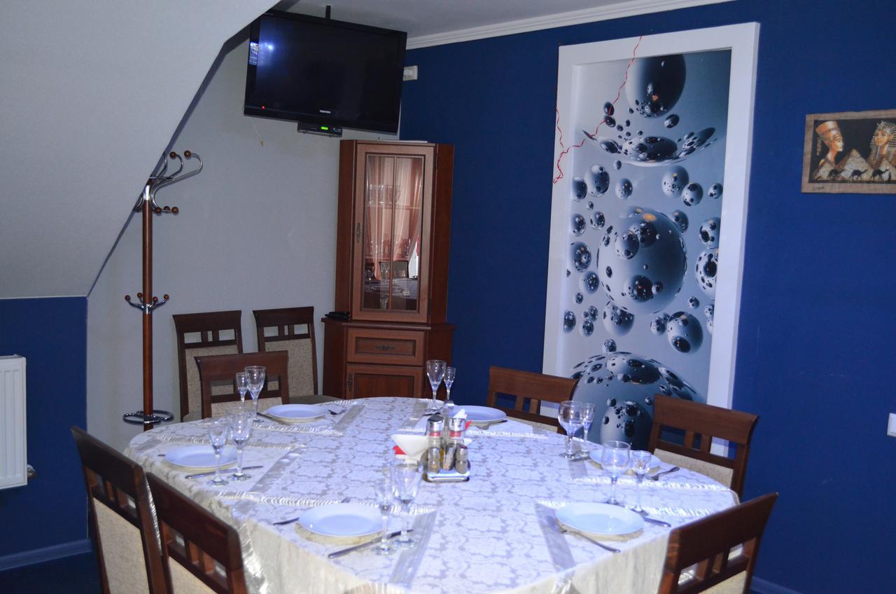 Hotel Fiyesta Starokostyantyniv 外观 照片
